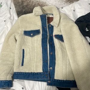 Levi Sherpa jean jacket